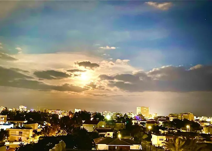 Bali Suites 404